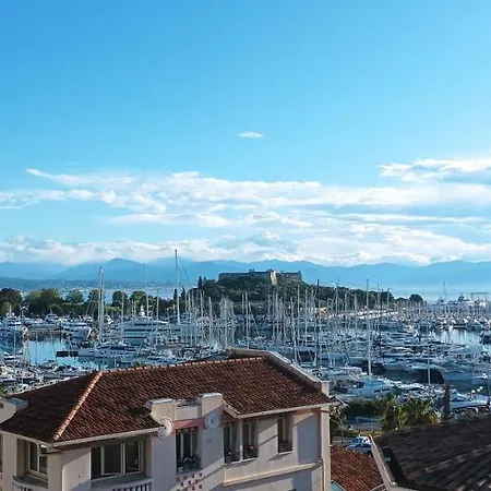 Penthouse With Extraordinary View * Antibes
